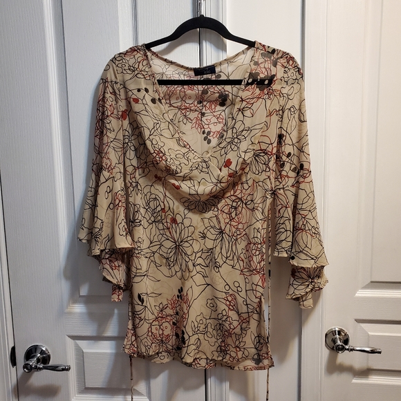 blouse - Picture 4 of 4